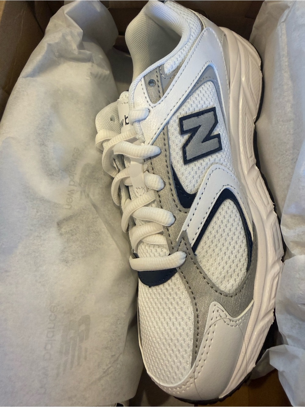 NWT New Balance Kids' youth 408